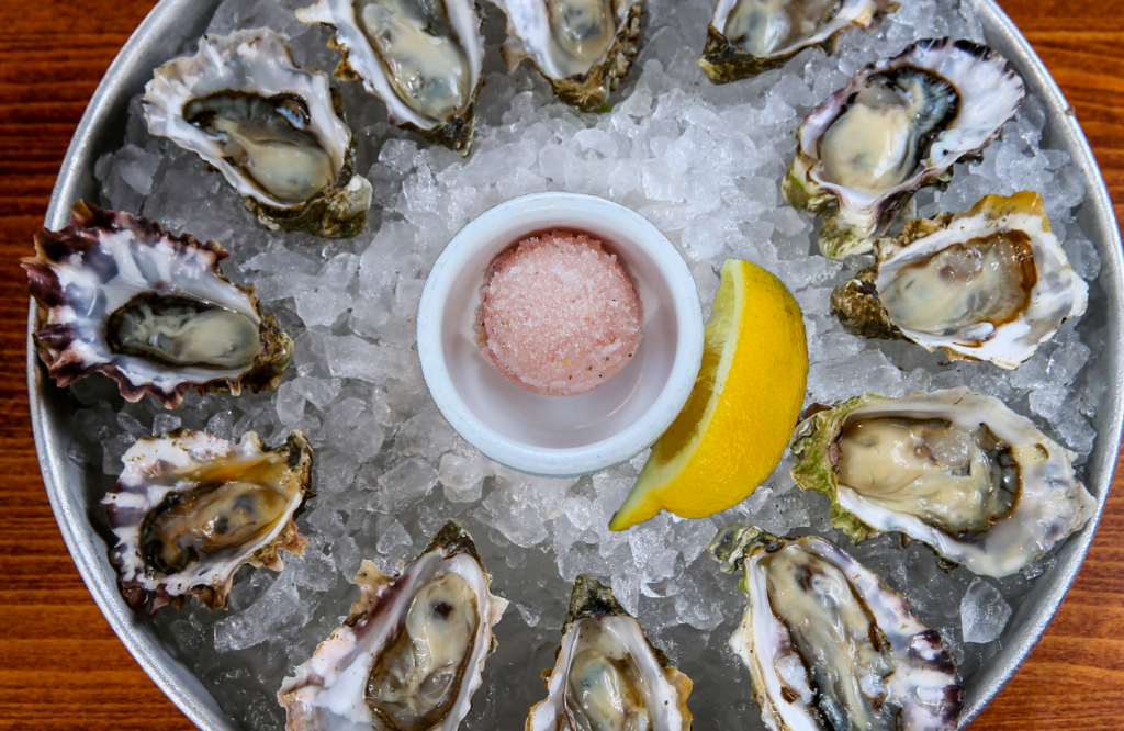 oysters (large) - Elliotts Oyster House